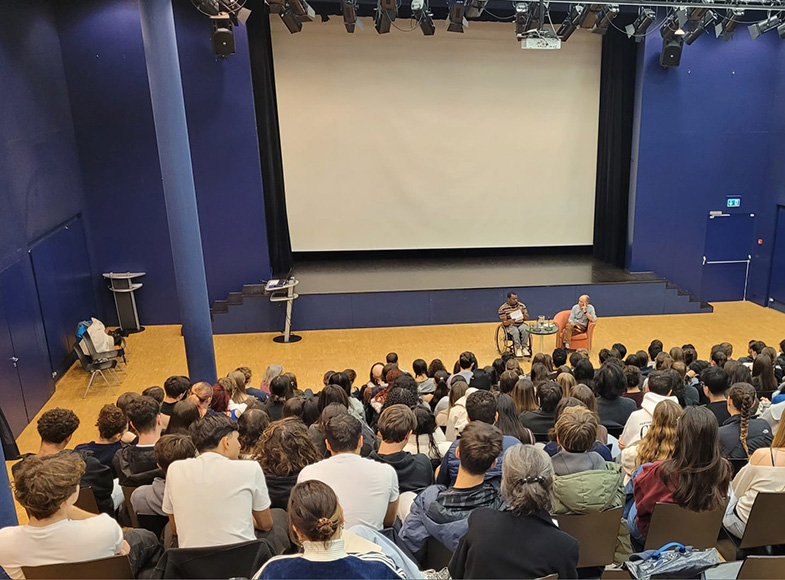 Intervention devant des élèves